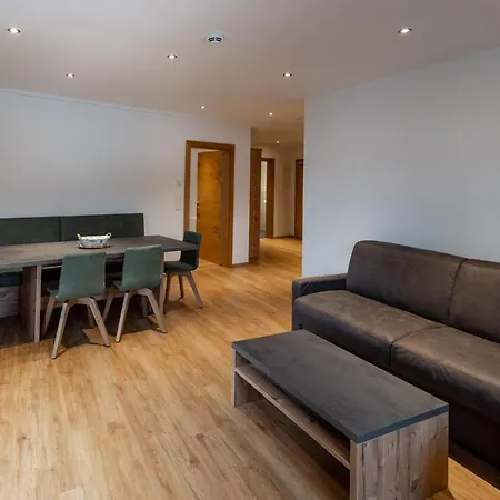 Luxapart Haus 2 Apartment