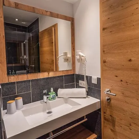 Luxapart Haus 2 Apartment Ladis